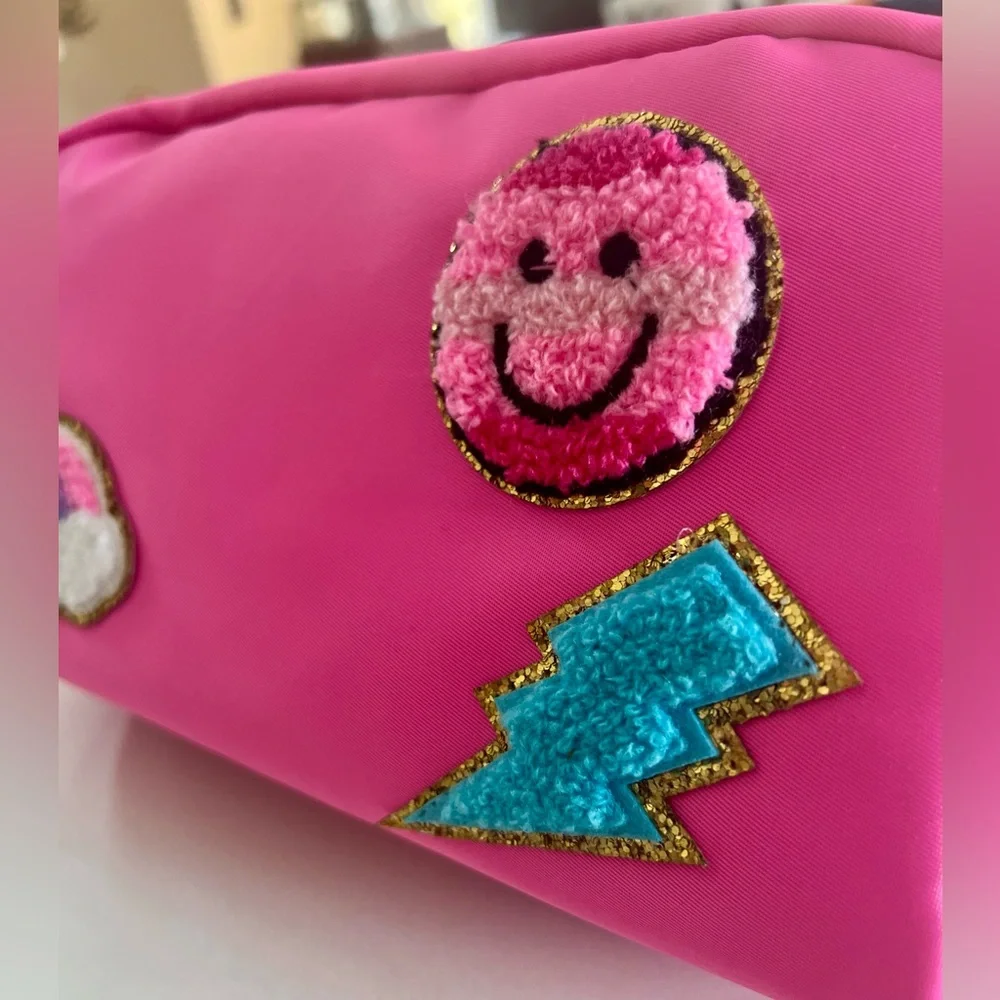 Gloss & Glo hot pink makeup pouch